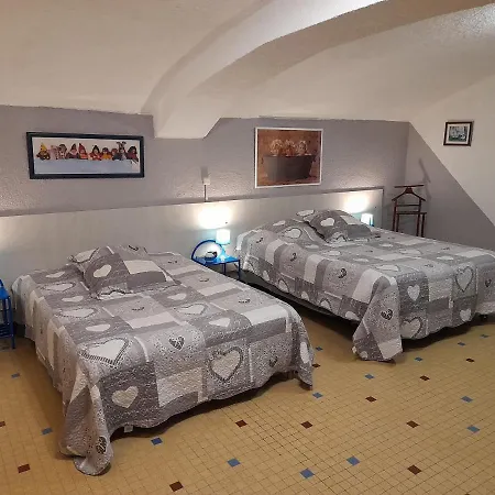 Bed & Breakfast Leclosdipontine L'ecole Des Demoiselles Pontgibaud