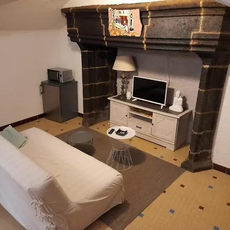 Leclosdipontine L'ecole Des Demoiselles Bed & Breakfast 3*