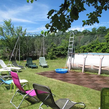 Leclosdipontine L'ecole Des Demoiselles Bed & Breakfast Pontgibaud